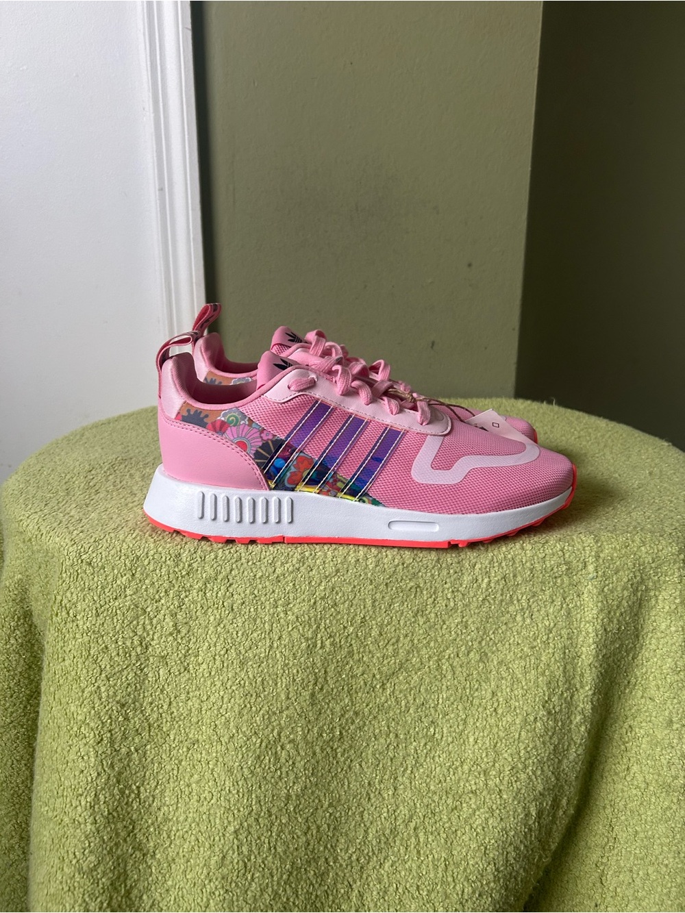 NWT adidas Pink Floral Accent Sneakers